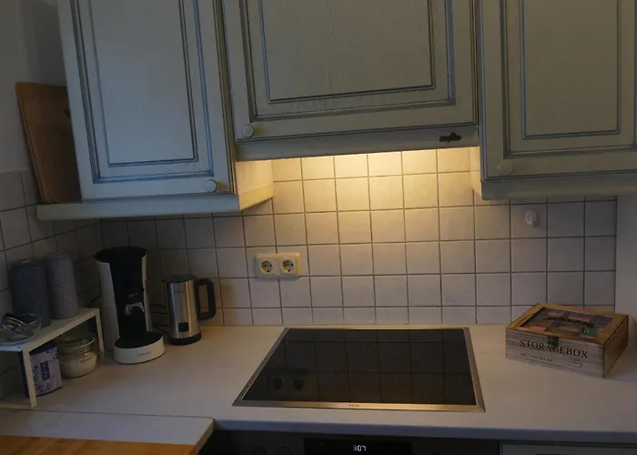 Hueppelroettchen * Eitorf